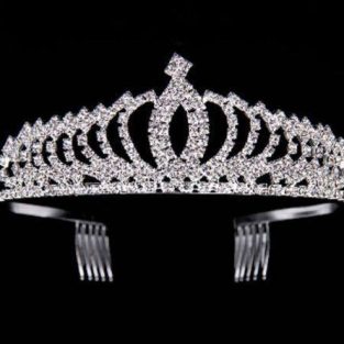 לחופה: טיארה לכלה מוכסף משובצת בקריסטלים