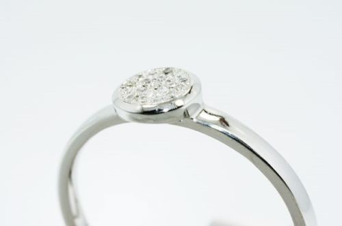 תכשיט לכלה ולערב: טבעת כסף בשיבוץ יהלומים לבנים 11. קרט מידה: 7