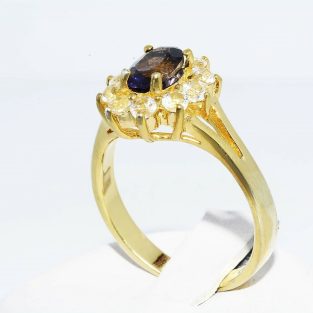 תכשיט לכלה ולערב: טבעת כסף ציפוי זהב בשיבוץ איולייט וטופז לבן מידה: 8